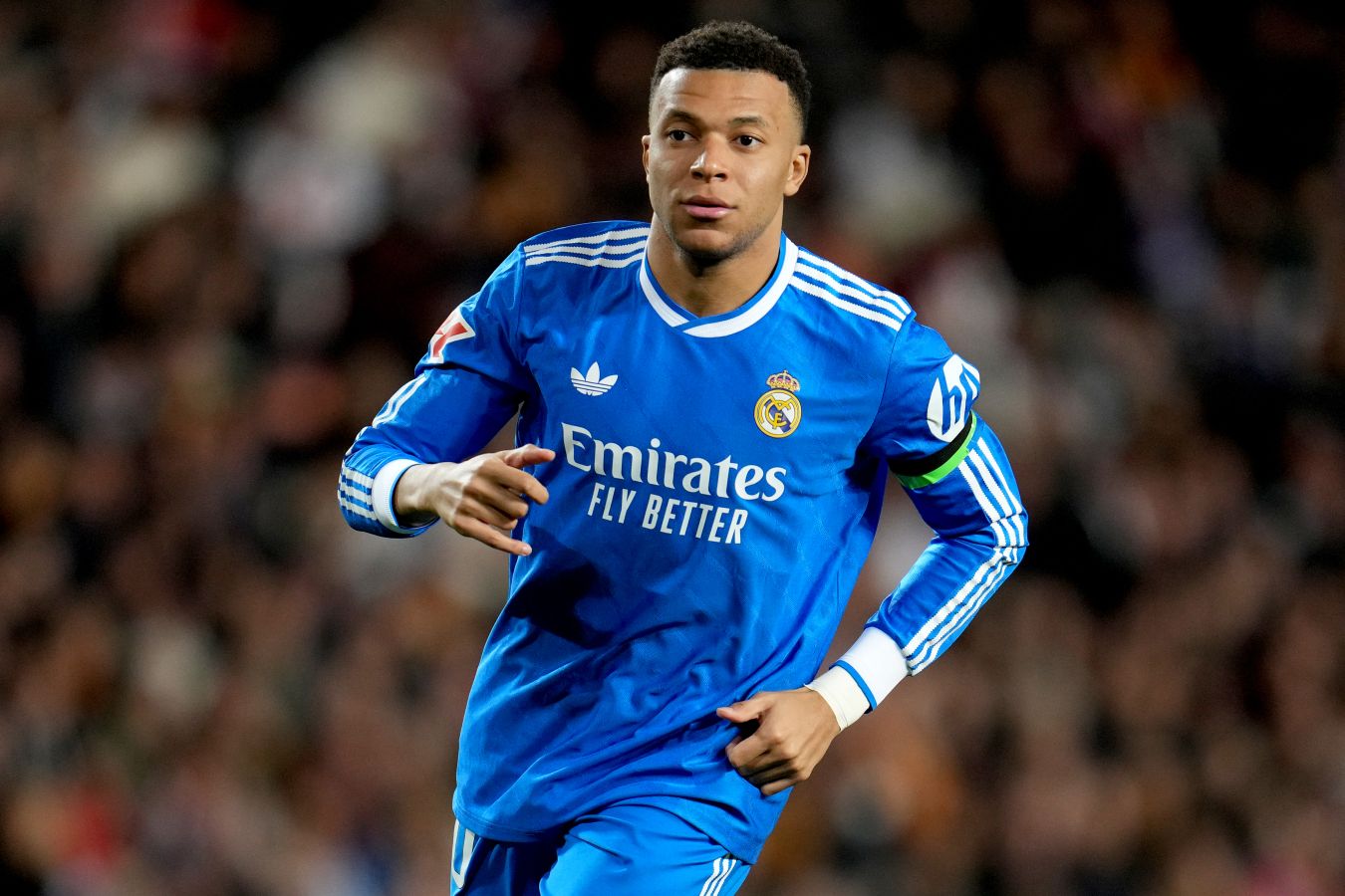 Эстер Эспосито: влюбилась с первого взгляда и только потом узнала, что он — игрок «Реала»